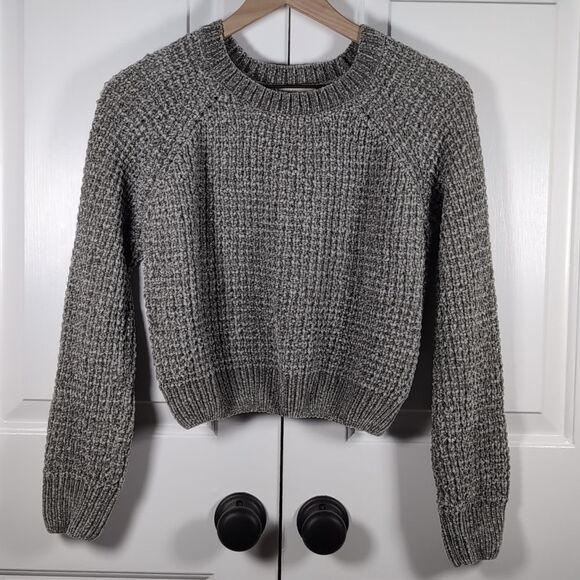 Altar'd State Sweaters - Altar'd State grey chunky knit cropped crewneck sweater soft cozy pullover top